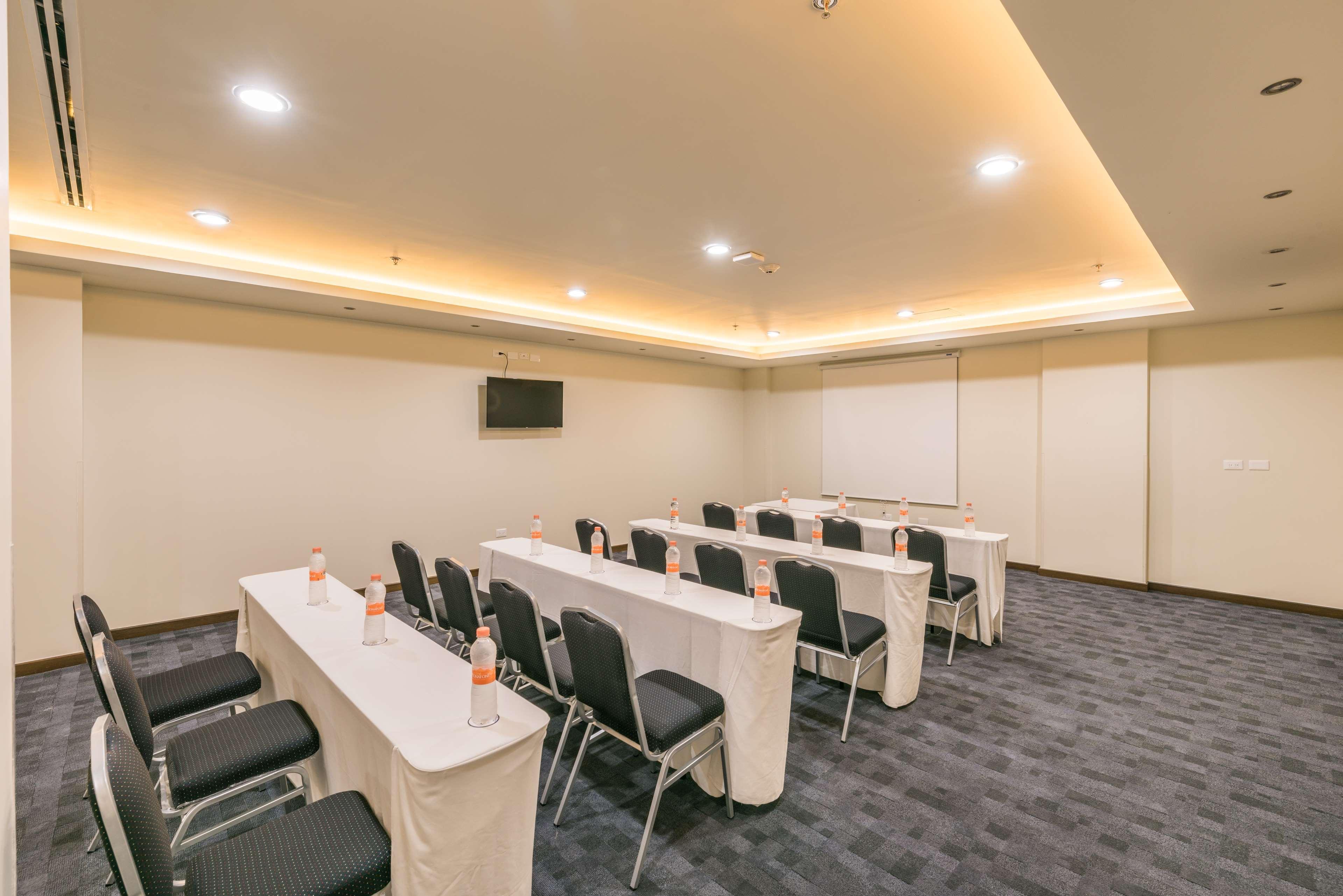 Hampton Inn & Suites By Hilton Salamanca Bajio Dış mekan fotoğraf