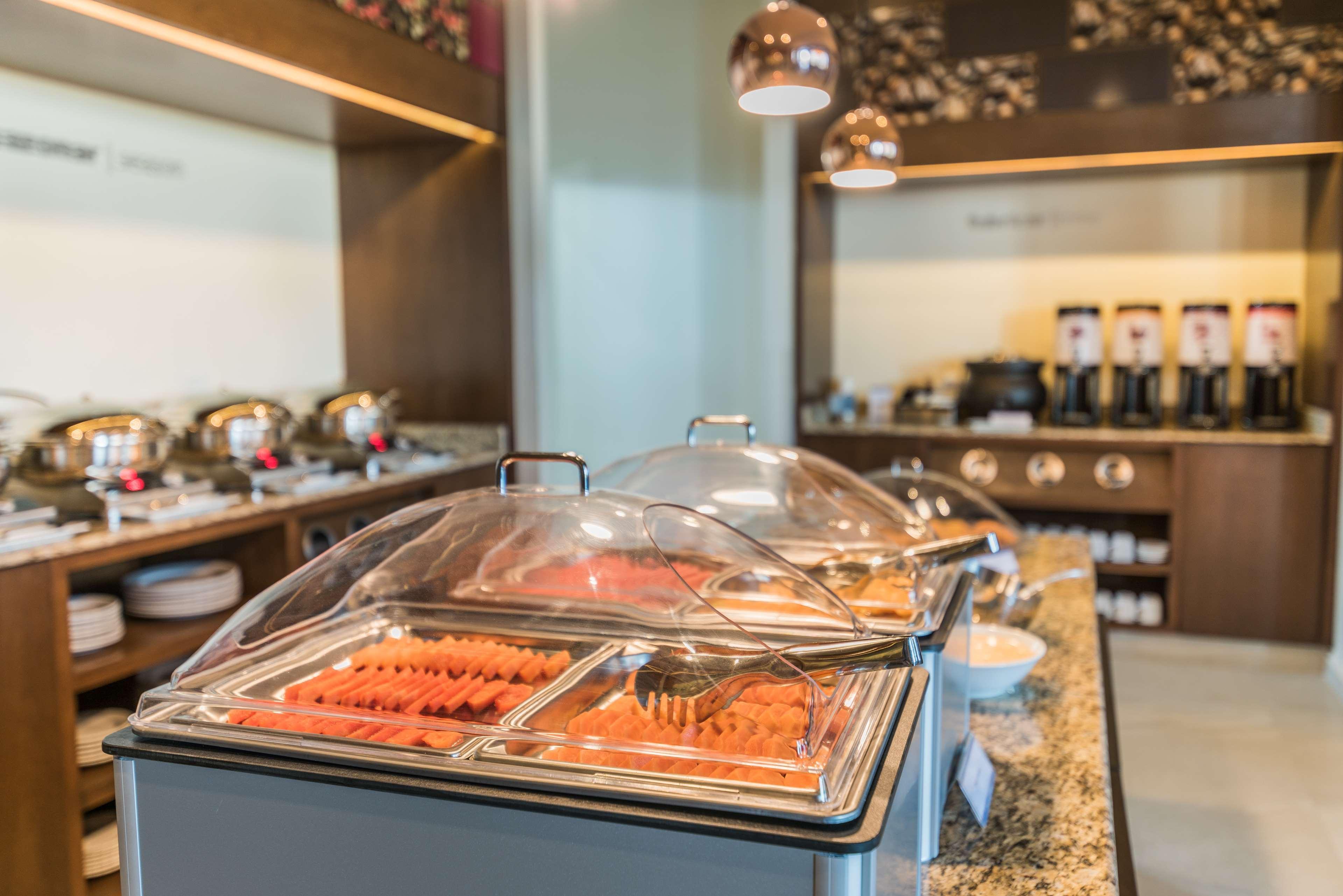 Hampton Inn & Suites By Hilton Salamanca Bajio Dış mekan fotoğraf