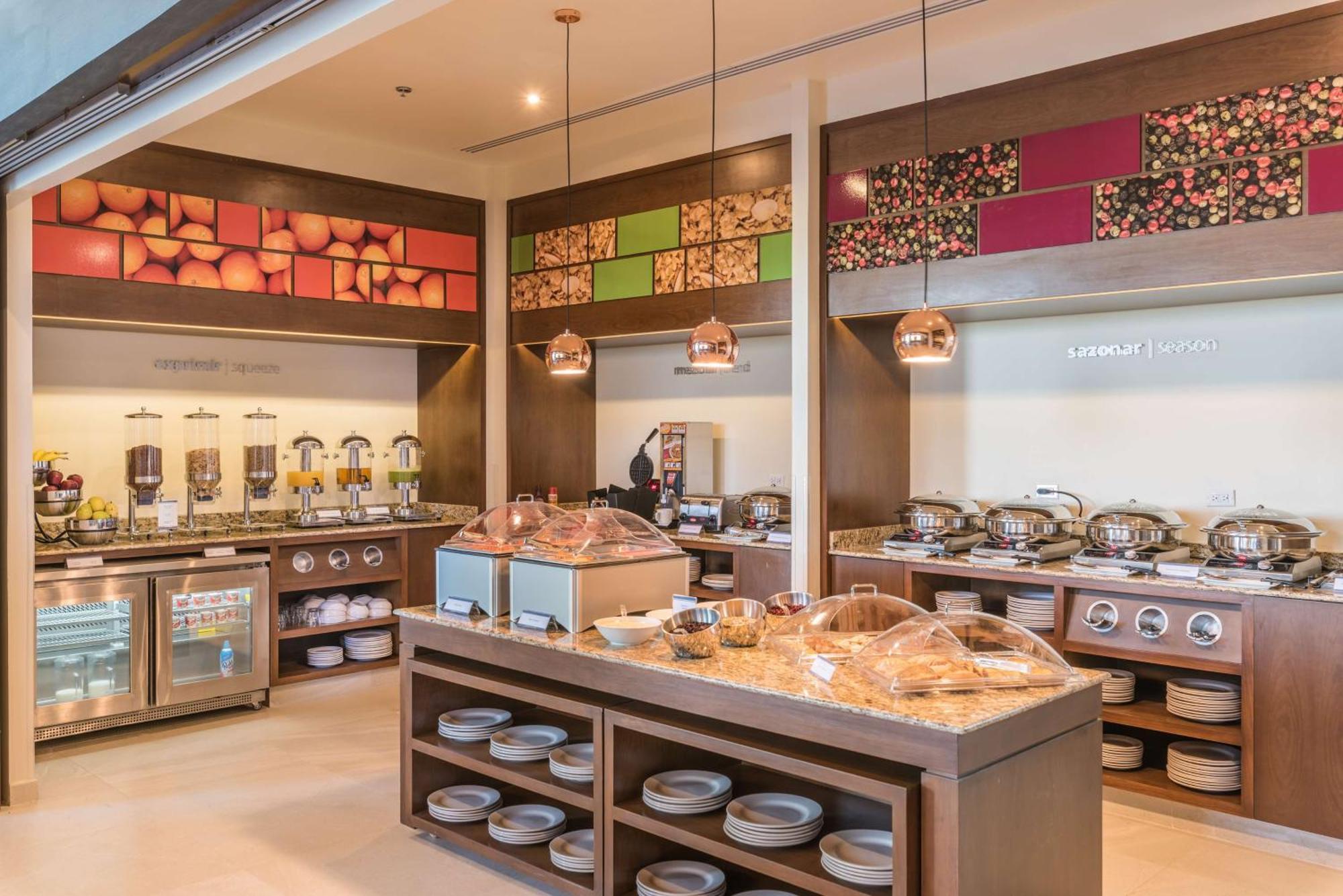 Hampton Inn & Suites By Hilton Salamanca Bajio Dış mekan fotoğraf